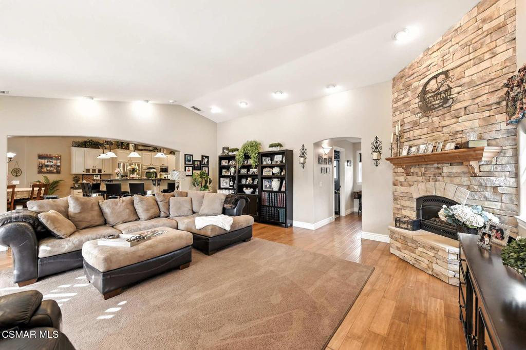 Bridle Path (SDLBK)-317 - 317 - Residential