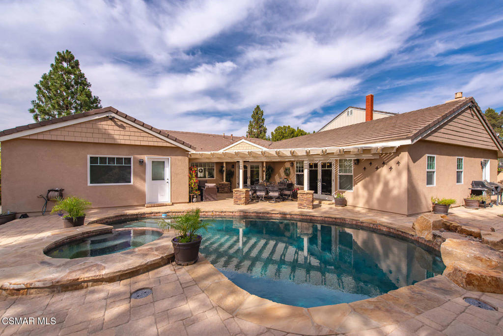 Bridle Path (SDLBK)-317 - 317 - Residential
