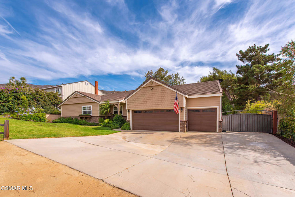 Bridle Path (SDLBK)-317 - 317 - Residential
