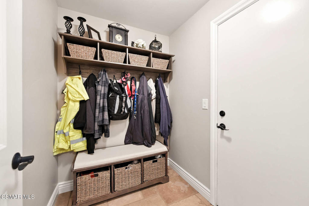 Bridle Path (SDLBK)-317 - 317 - Residential