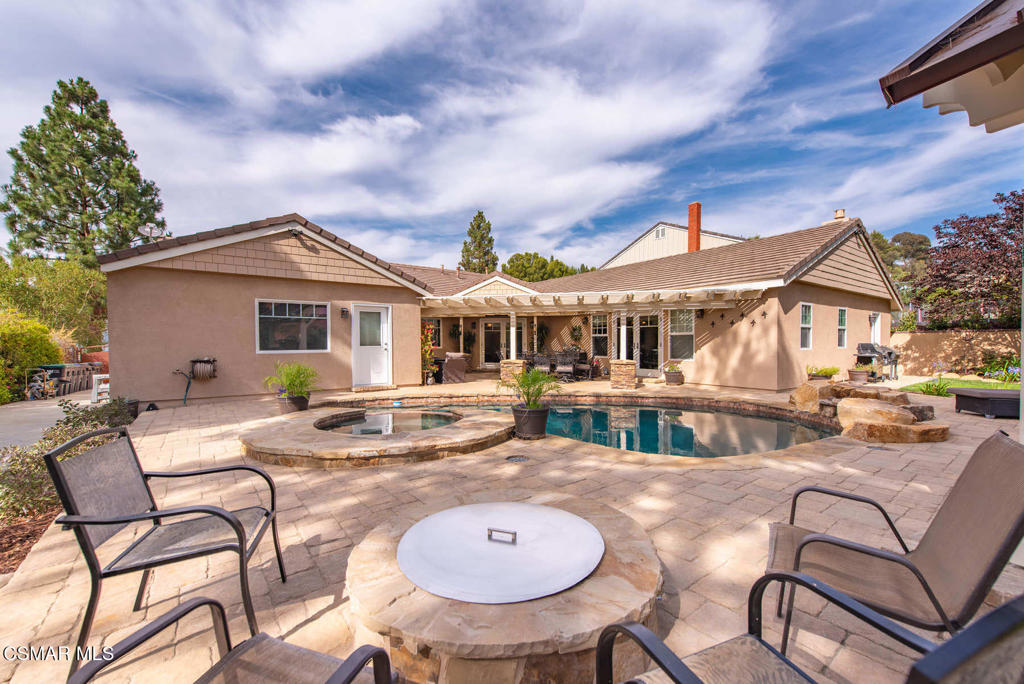 Bridle Path (SDLBK)-317 - 317 - Residential