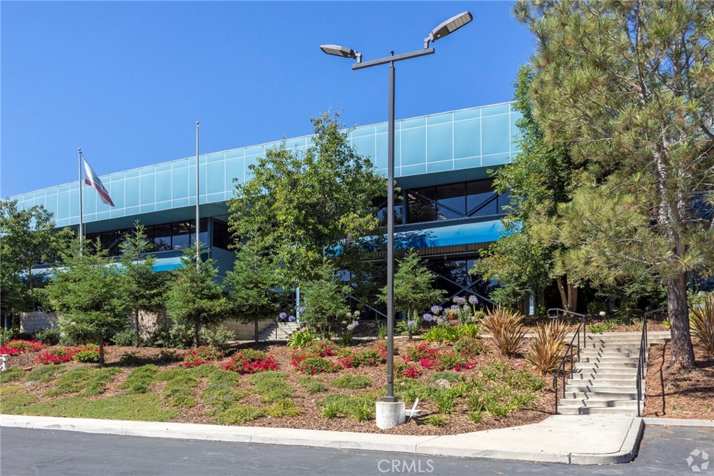 1150 Laurel Lane