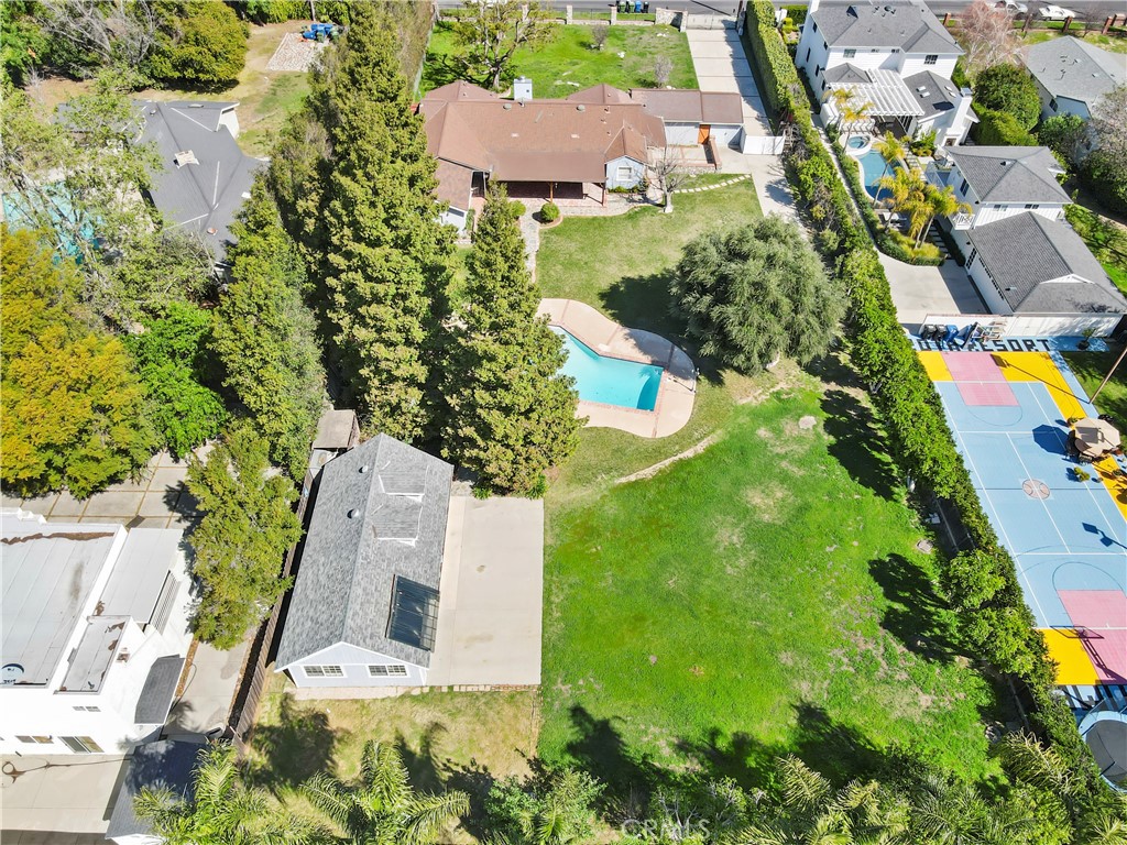 22722 Calvert Street