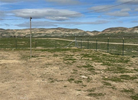 Tiny photo for 14355 Bella RD, Santa Margarita, CA 93453 (MLS # MB26227549)