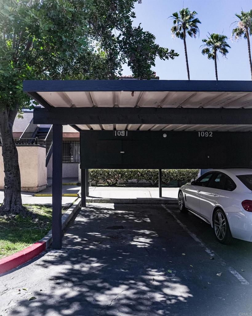 875 W San Ysidro Boulevard 14