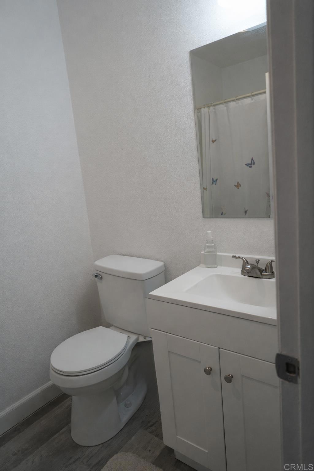 875 W San Ysidro Boulevard 14