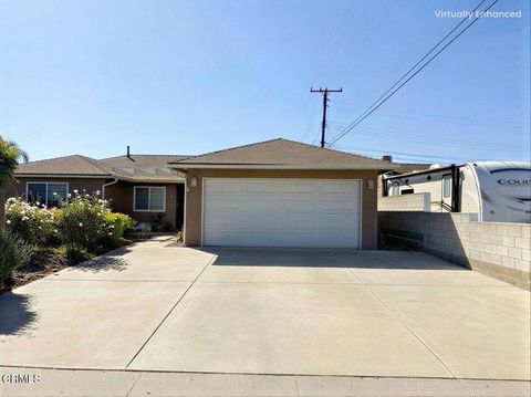Photo of 860 Morro Way, Oxnard, CA 93033 (MLS # V1-35351)