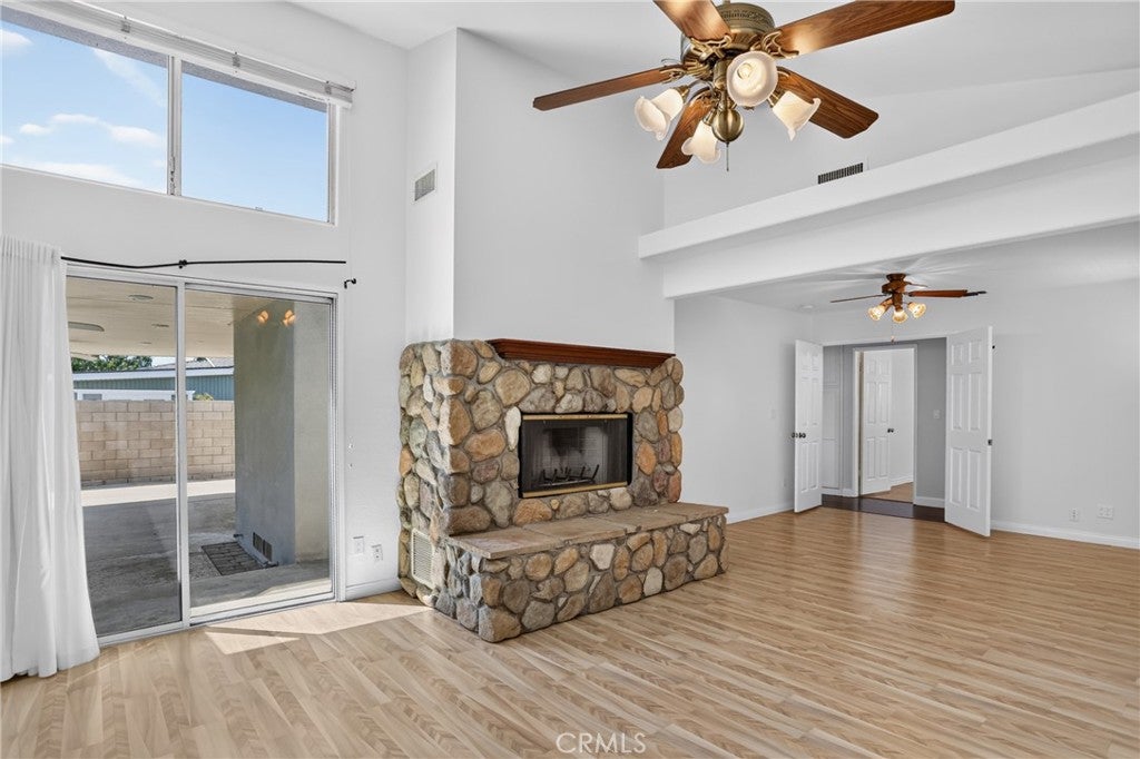 2028 W Midwood