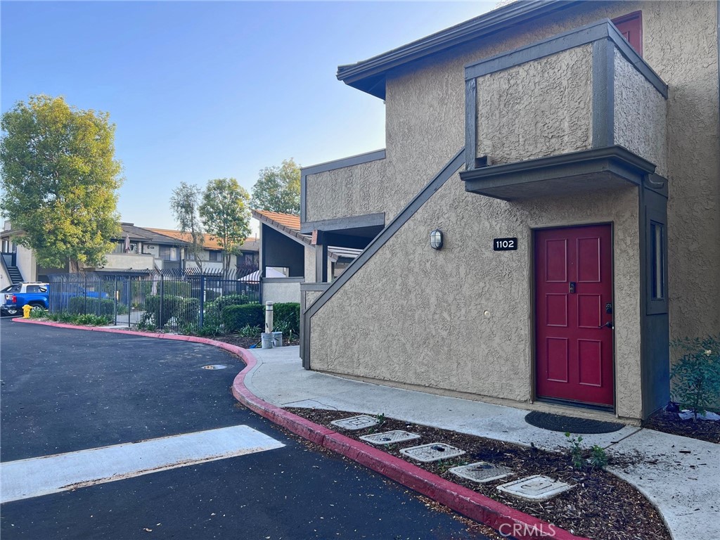 Charming 2 Bed /2 Bath condo in desirable Regal Park community. Discover the potential in this inviting first-floor condo nestled in the highly sought-after community in Moorpark. Featuring 2 spacious bedrooms and 2 full bathrooms, this home offers a functional layout ideal for comfortable living and entertaining. Step through the front door into a bright, open-concept living and dining area that flows seamlessly into the kitchen, complete with ample counter space and generous storage. Enjoy your morning coffee or unwind in the evening on your private patio, perfect for relaxing outdoors.
Additional highlights include in-unit laundry, a detached two-car garage for added convenience, and proximity to the community pool and spa, steps away. Residents of Regal Park enjoy access to a variety of amenities, including a sparkling pool, soothing spa, and shared laundry facilities, though you'll love the ease of having your own in-unit laundry as well. Located in a prime Moorpark location, you're just minutes from Arroyo Community Park, Old Town Moorpark, shopping, dining, and top-rated schools. Moorpark at its best!