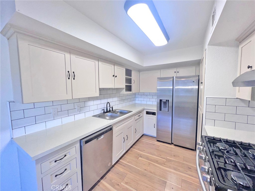 Regal Park Condos ATT (294) - Residential