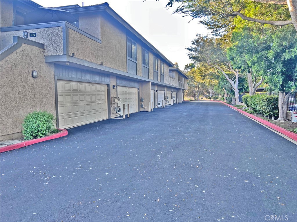 Regal Park Condos ATT (294) - Residential