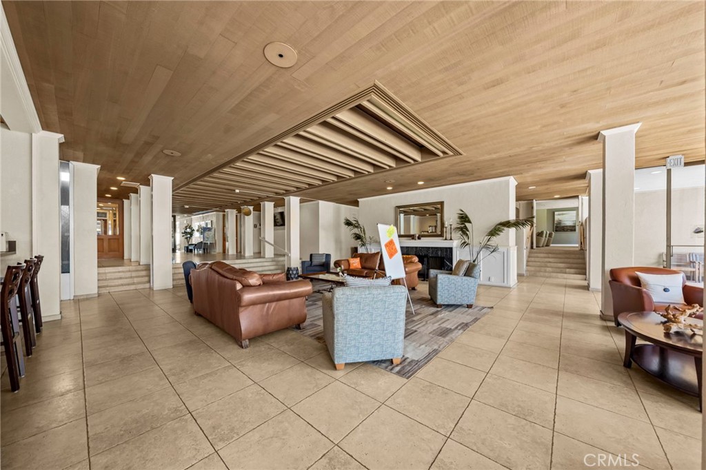 Pacific Beach - Residential