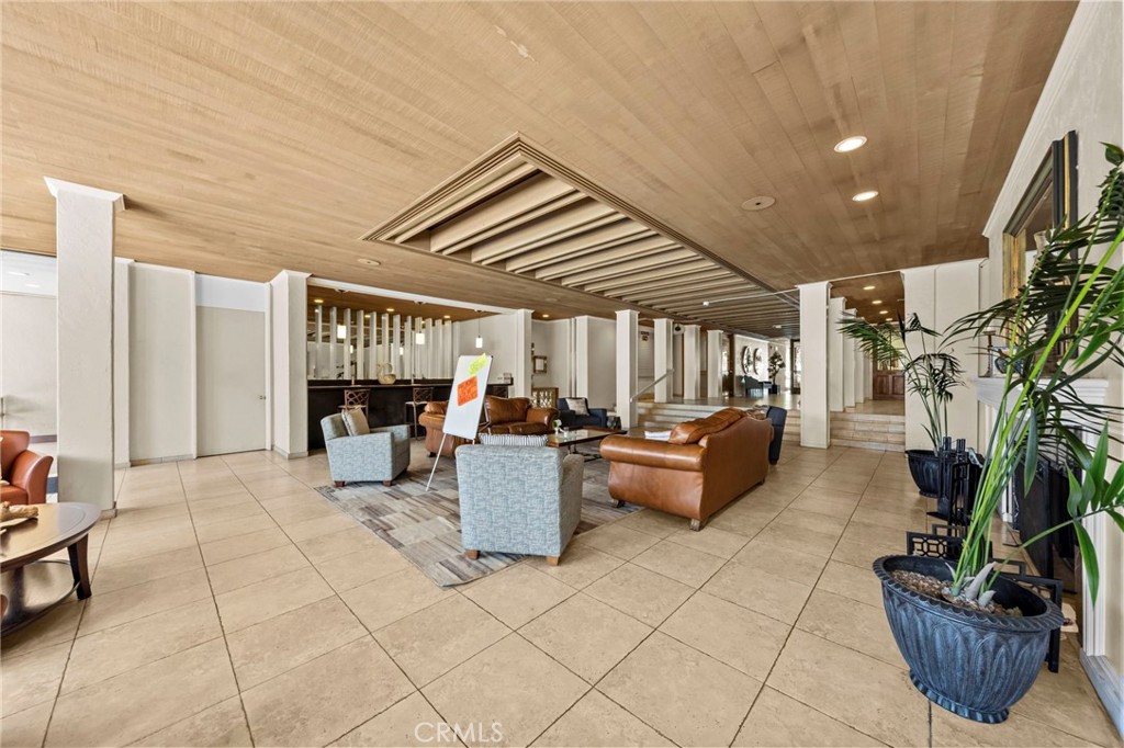 Pacific Beach - Residential