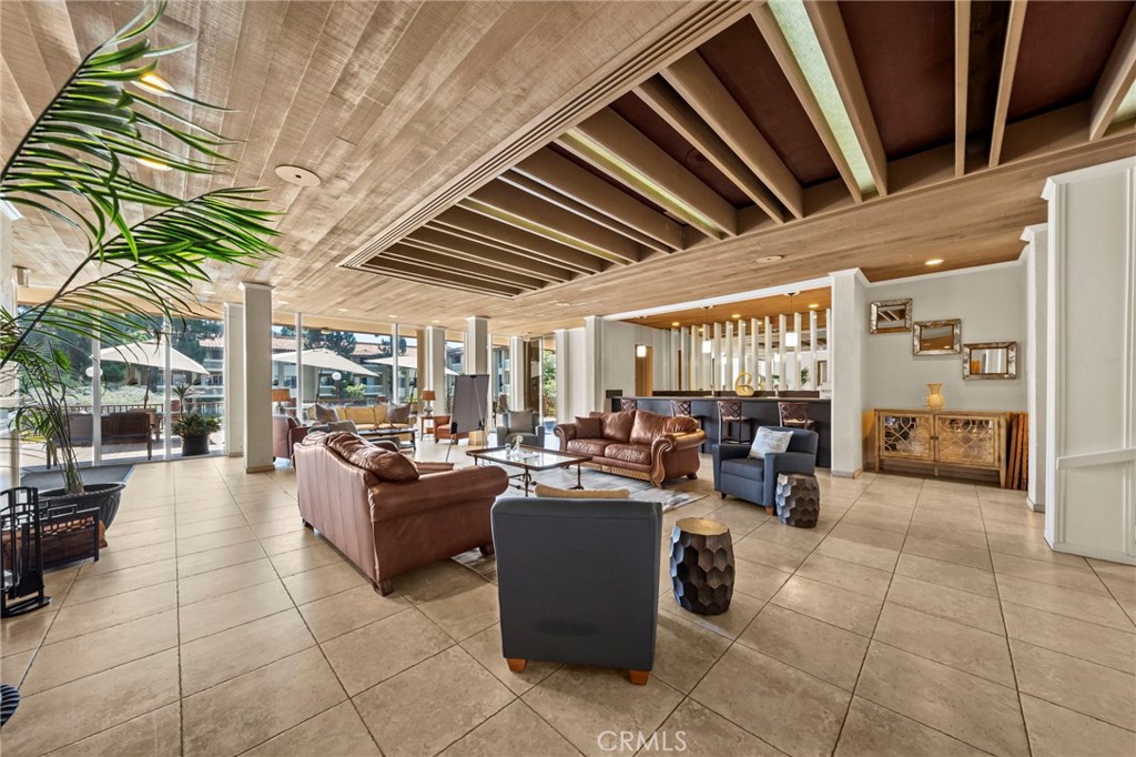 Pacific Beach - Residential