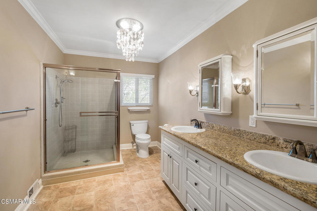 Rolling Oaks-525 - 525 - Residential Lease