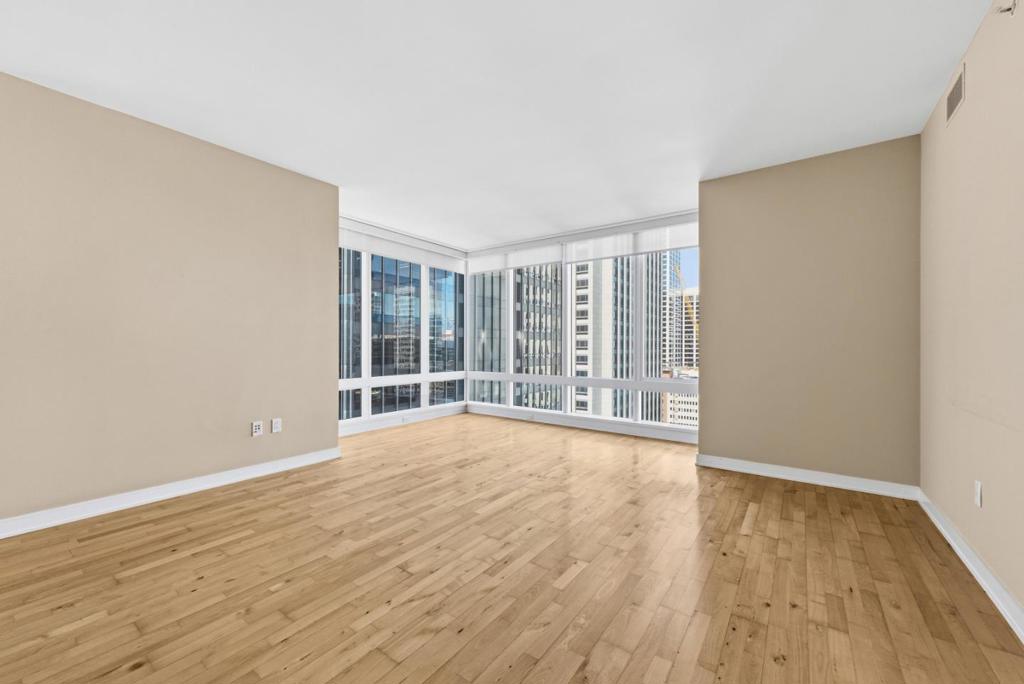 301 Mission Street 24C