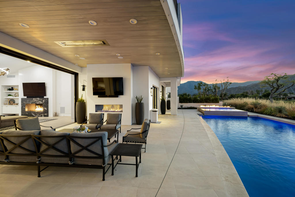 The Hideaway - Residential