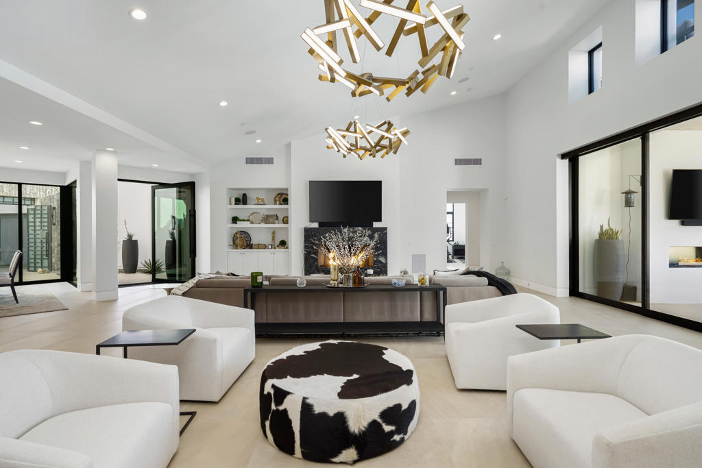 The Hideaway - Residential