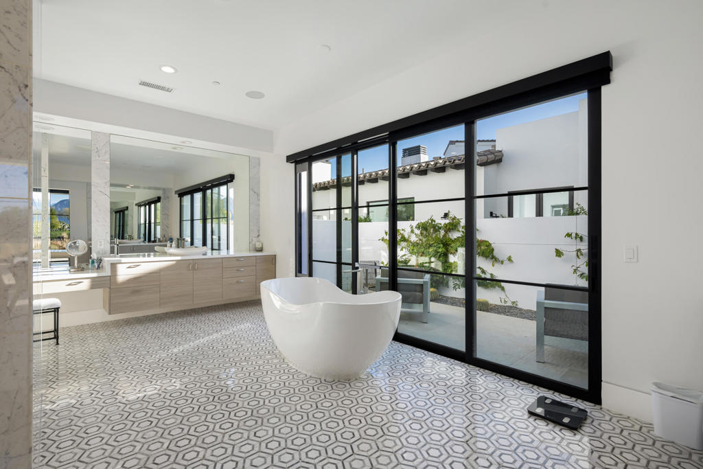 The Hideaway - Residential