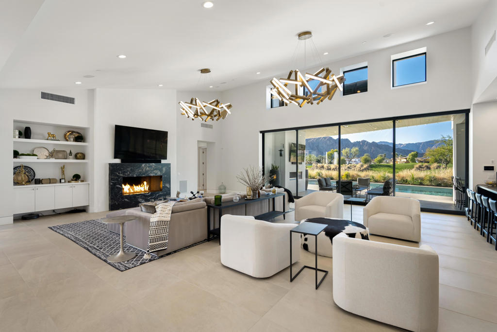 The Hideaway - Residential