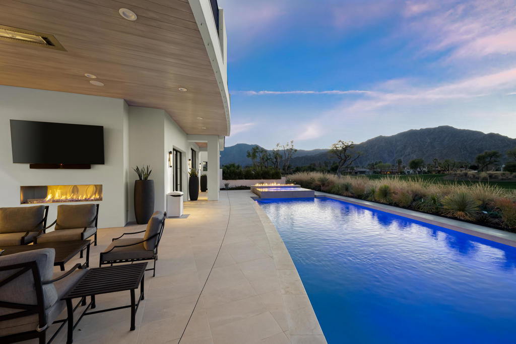 The Hideaway - Residential