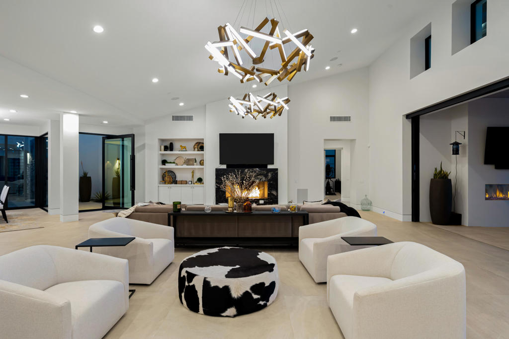 The Hideaway - Residential