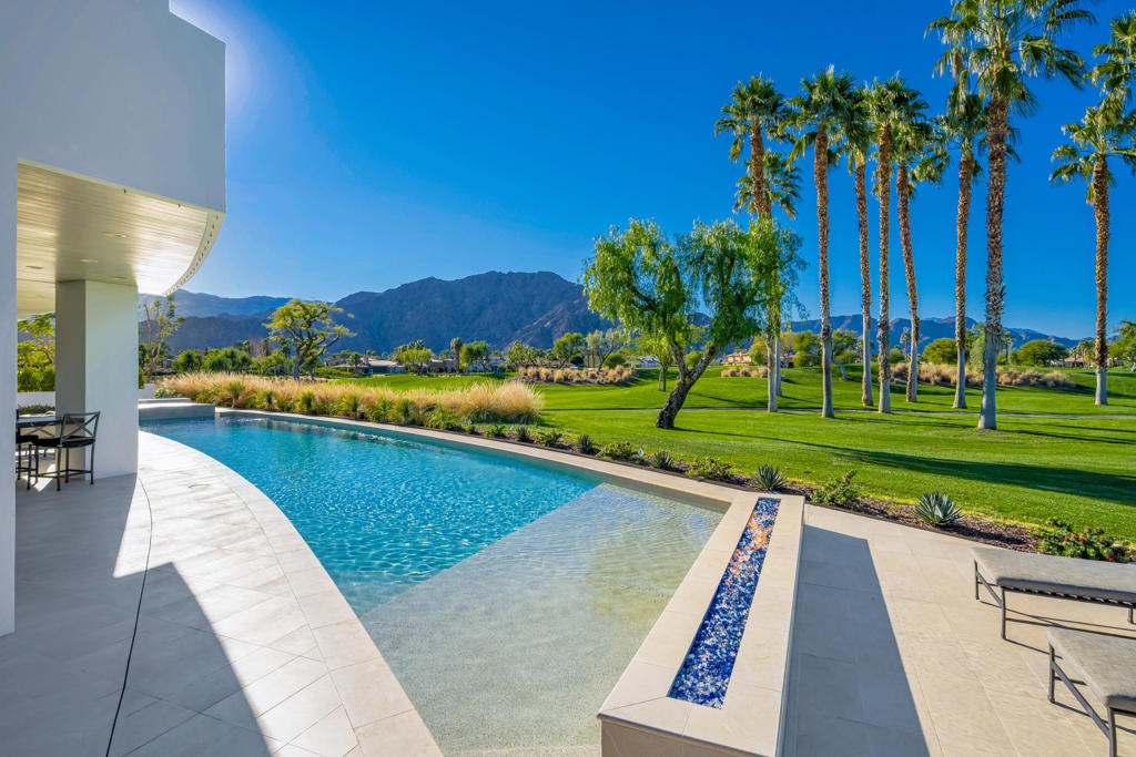 The Hideaway - Residential