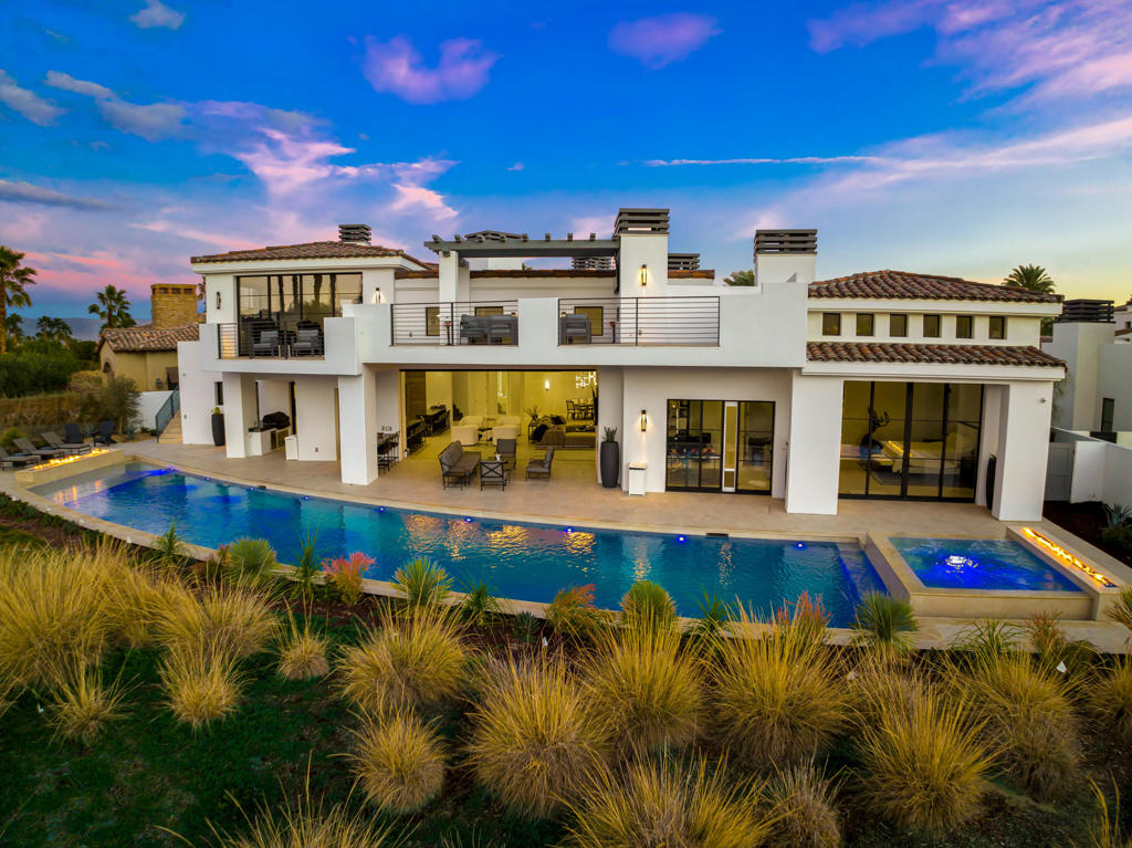 The Hideaway - Residential