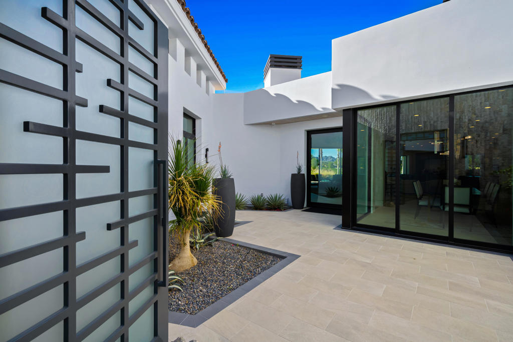 The Hideaway - Residential