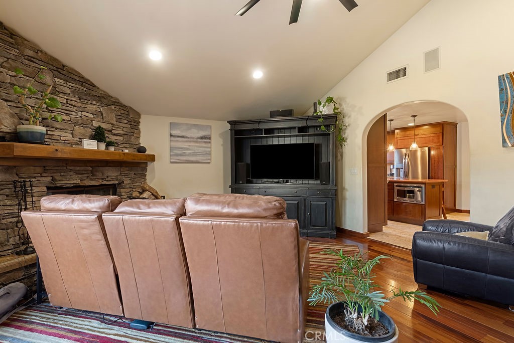 Los Altos/South of Fwy (LSF) - Residential