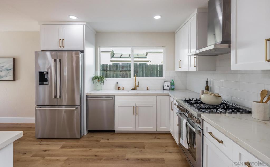 Del Mar - Residential