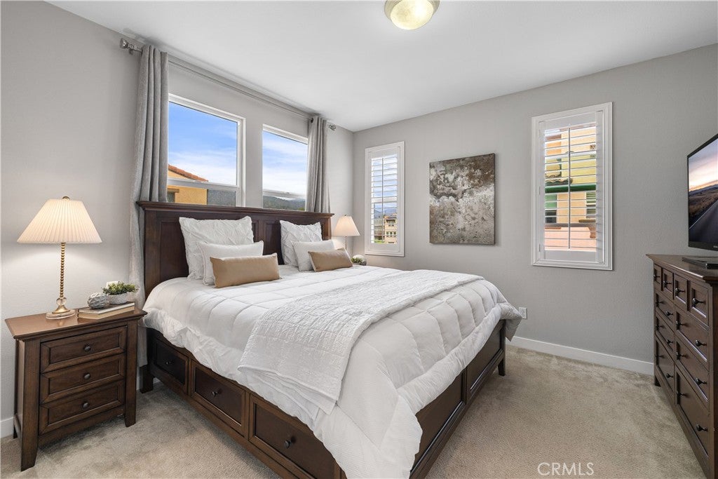 619 West Foothill Boulevard 50