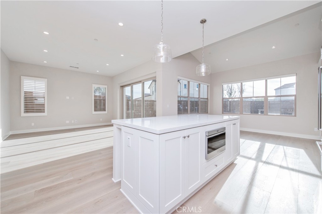 / - Residential Lease