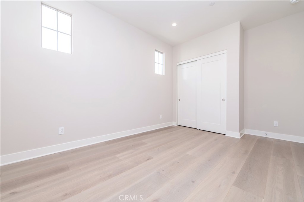 / - Residential Lease