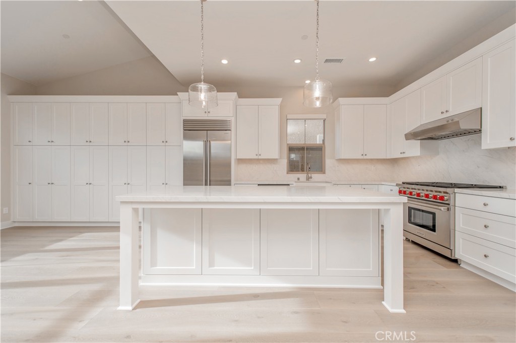 / - Residential Lease