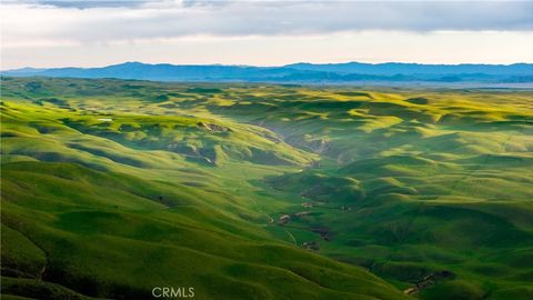 Tiny photo for 8050 Bitterwater Road, Shandon, CA 93461 (MLS # SC25108698)