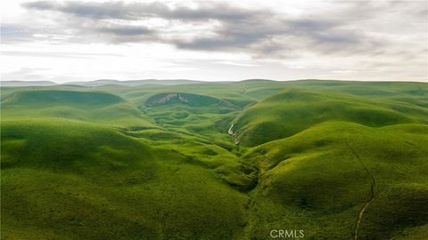 Tiny photo for 8050 Bitterwater Road, Shandon, CA 93461 (MLS # SC25108698)