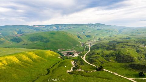 Tiny photo for 8050 Bitterwater Road, Shandon, CA 93461 (MLS # SC25108698)