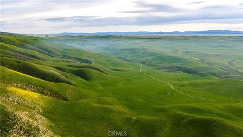 Tiny photo for 8050 Bitterwater Road, Shandon, CA 93461 (MLS # SC25108698)