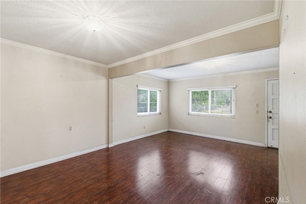 456 W Bennett