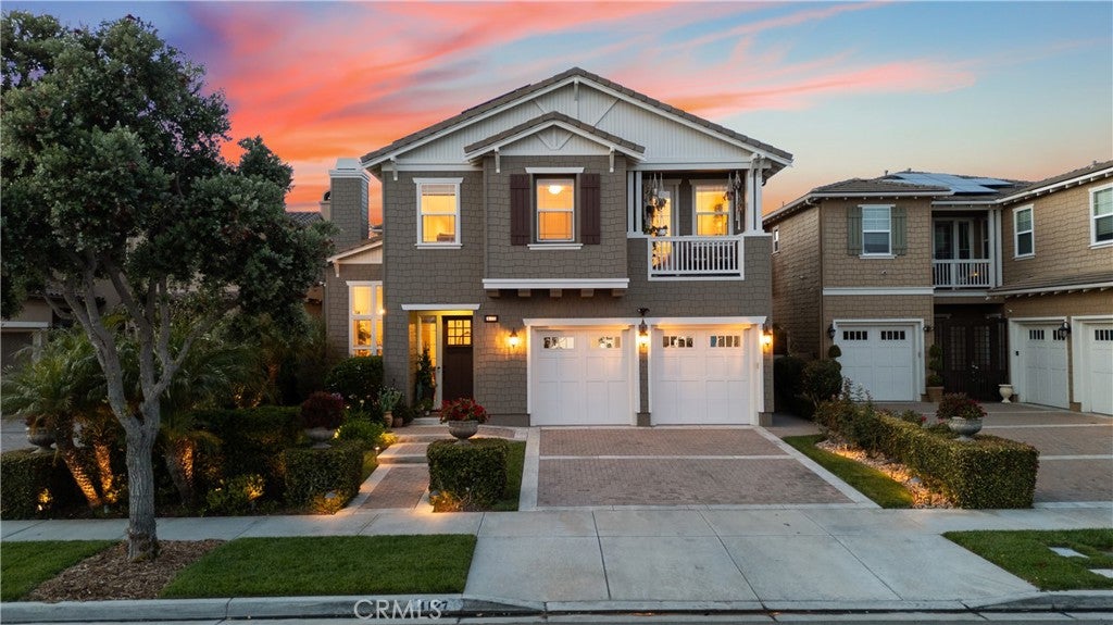 4127 W Hemlock