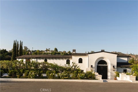 Photo of 19432 Barrett Hill CIR, Santa Ana, CA 92705 (MLS # NP26124296)