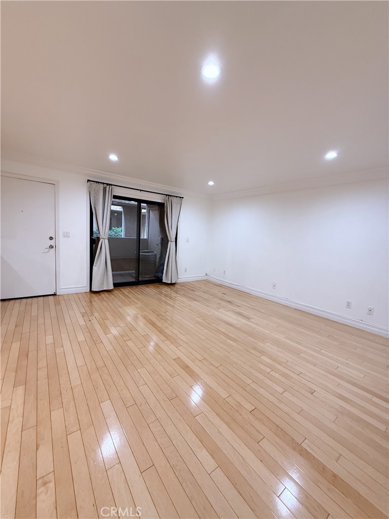 Artcraft Manor (AM) - Residential Lease