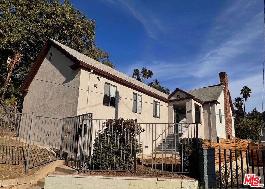 2030 Glendale Boulevard