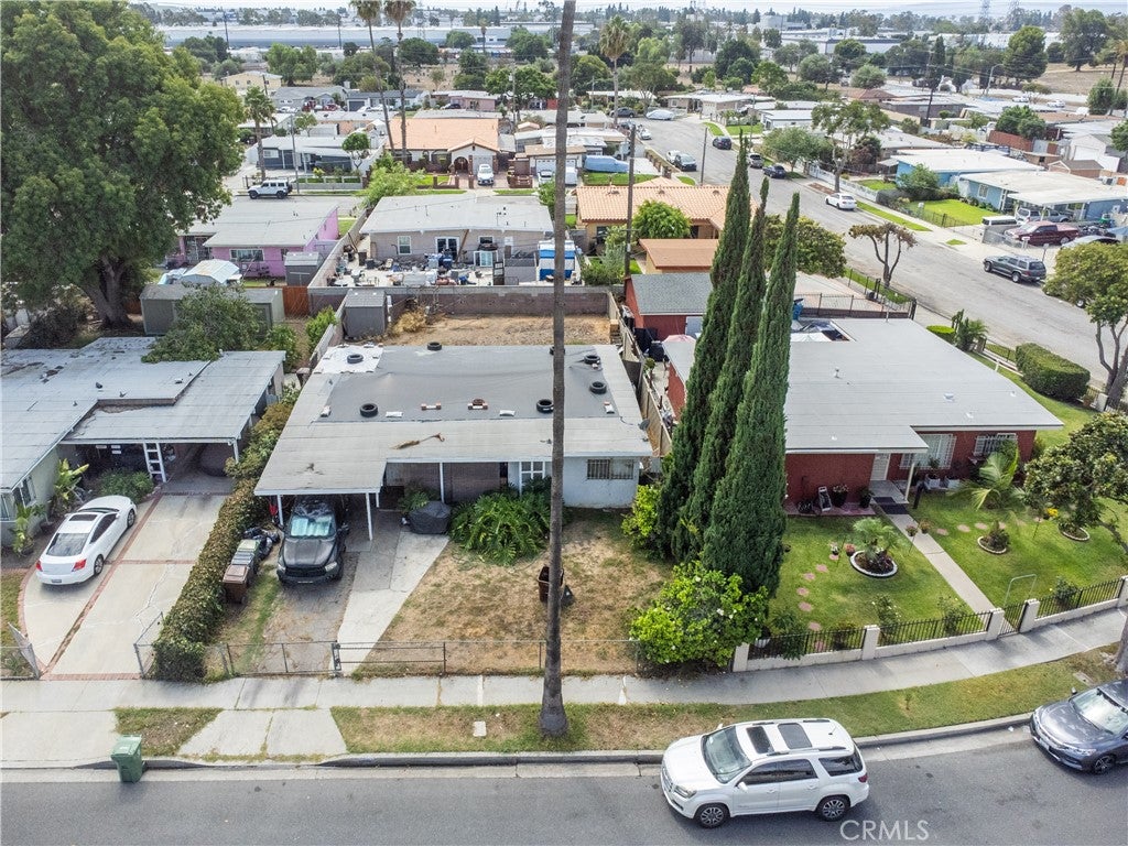 1720 W Caldwell