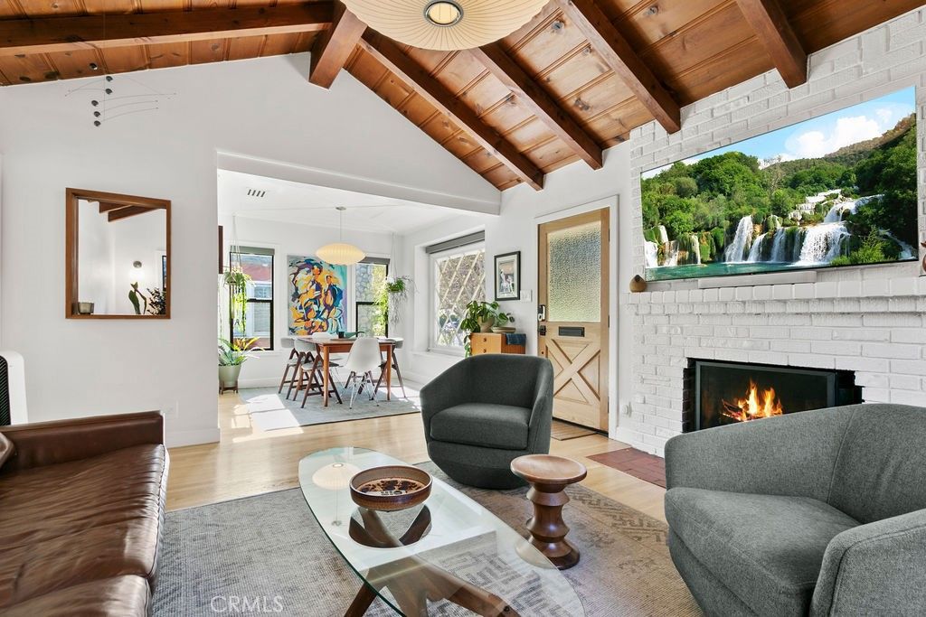 Photo of 4030 Willowcrest, Studio City, CA 91604 (MLS # PW26005617)