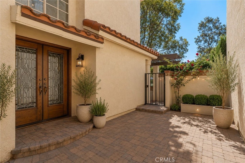 26182 Paseo Marbella