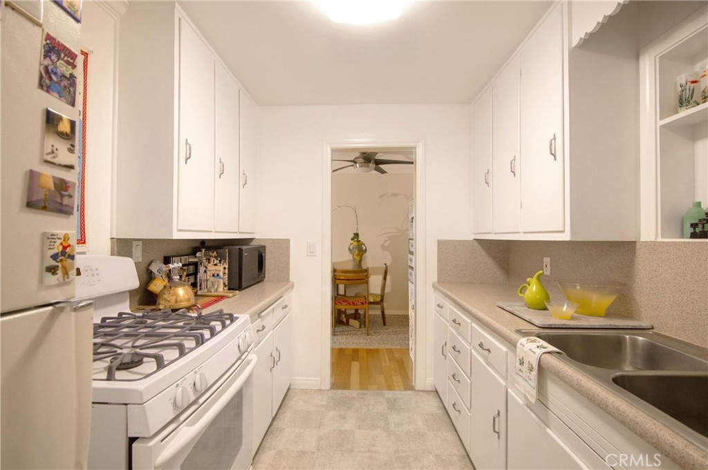 Unknown - Residential Lease