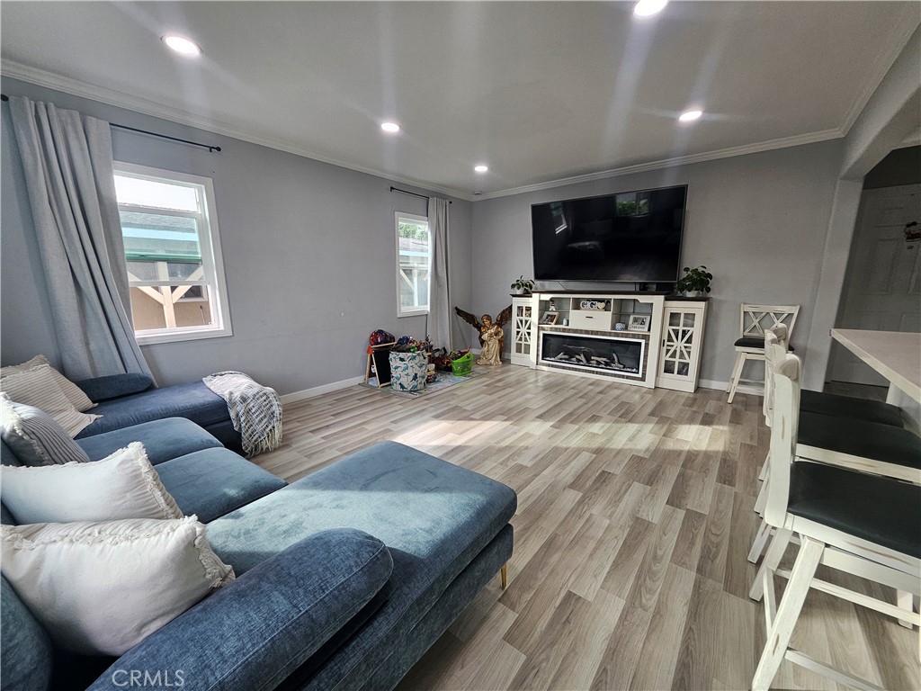 629 W Plum