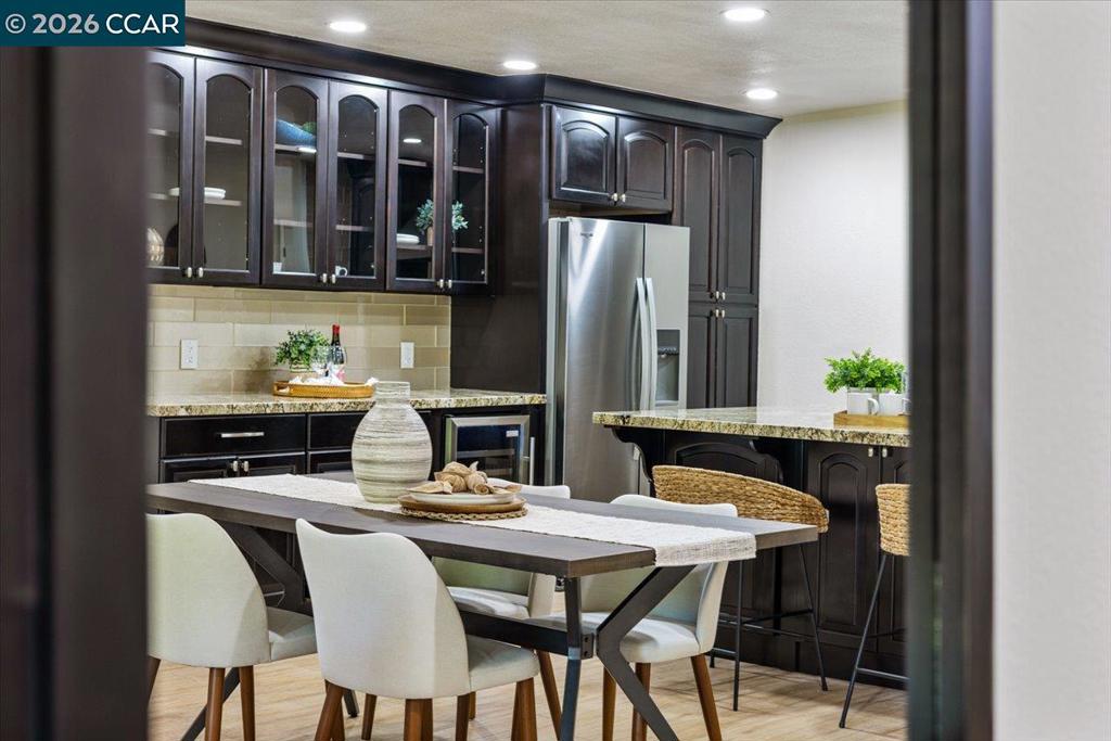 102 Vineyard Cir